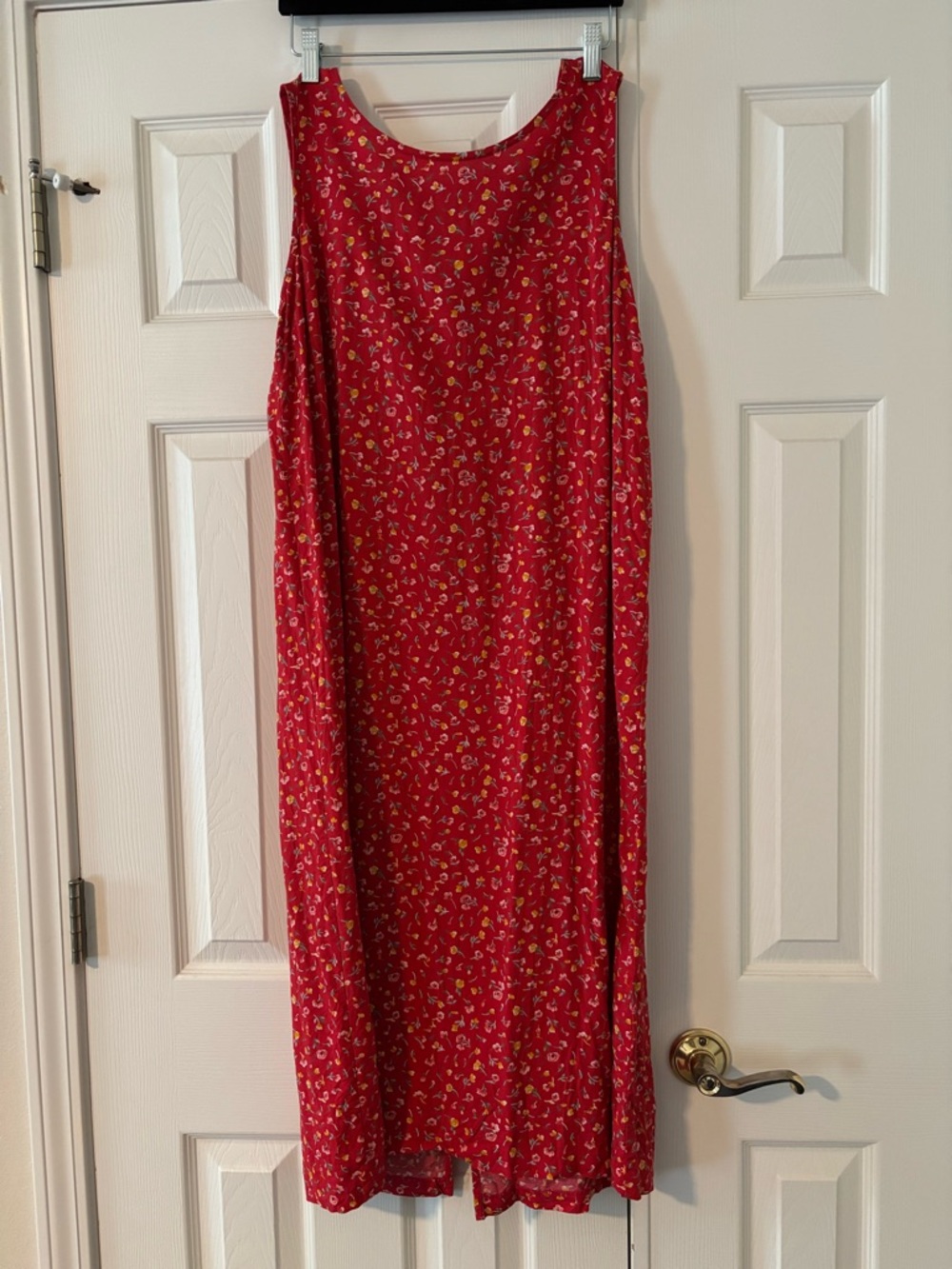 Red Floral Sleeveless Midi Dress